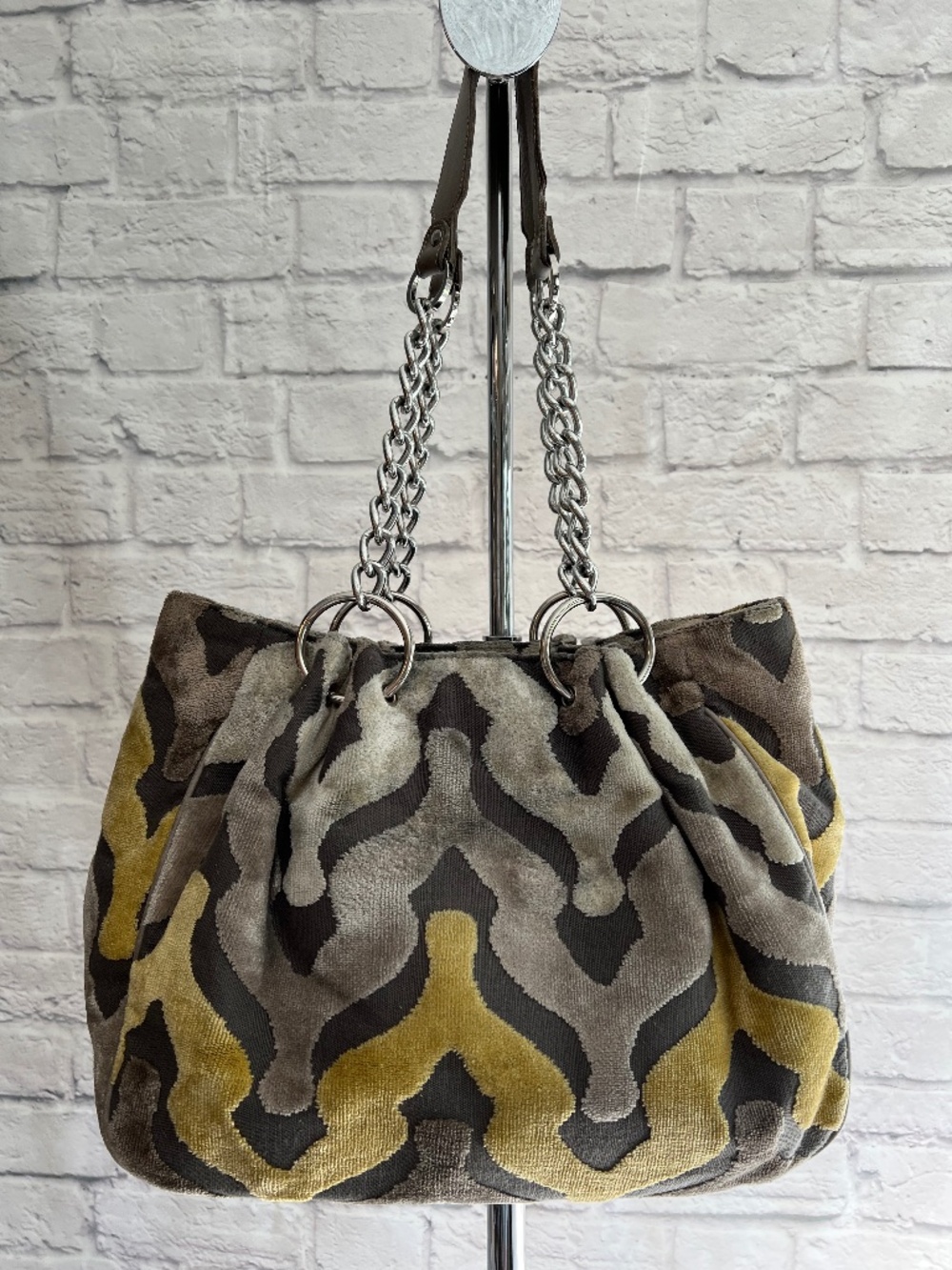 Glenda Gies Chenille Velvet Tapestry Hobo Handbag - Picture 2 of 14